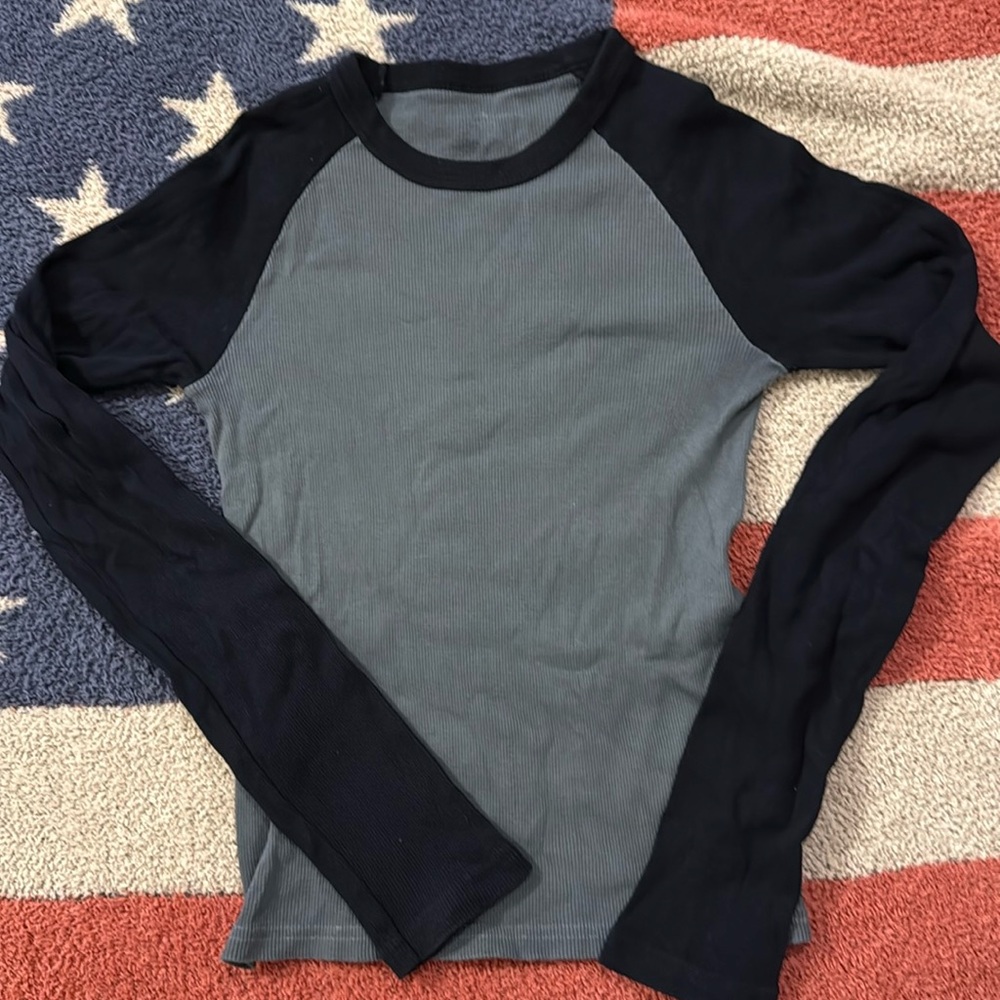 Brandy Melville top